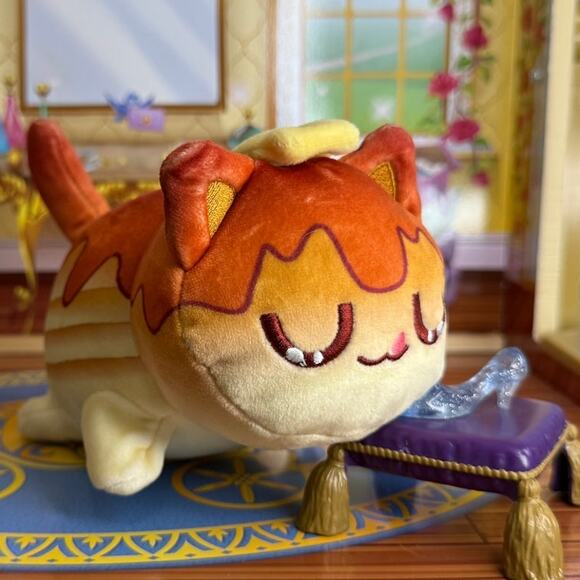 Aphmau MeeMeow | Pancake Cat Plush - Picture 2 of 6